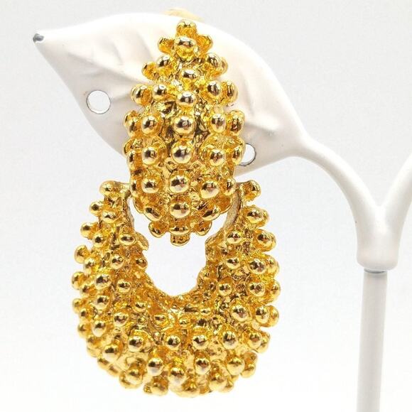 Vintage Brutalist Style Dangle Clip Earrings, Gold Tone, 1 3/4 Inches - Picture 7 of 8